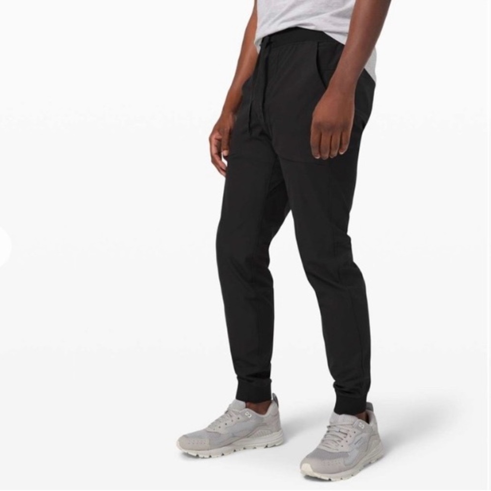 Lululemon Surge Jogging Pants
